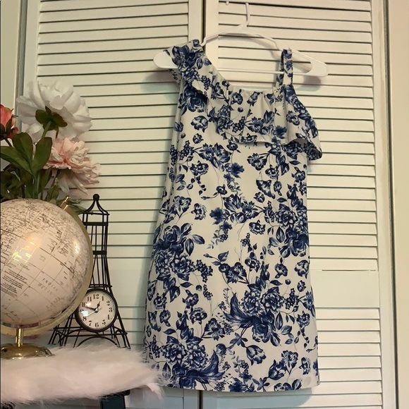 Maggie Bean Dress - Picture 2 of 4